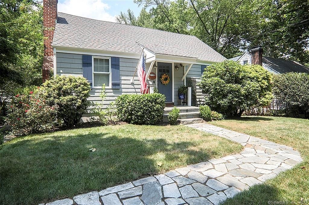 247 Strawberry Hill Ave, Norwalk, CT 06851 Zillow