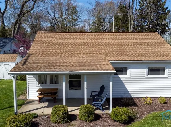 5839 E Lakeview Dr, Pt Clinton, OH 43452