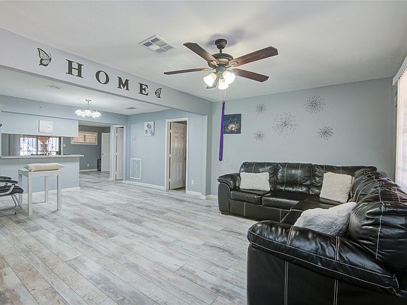 5th image of 905 Bank Dr