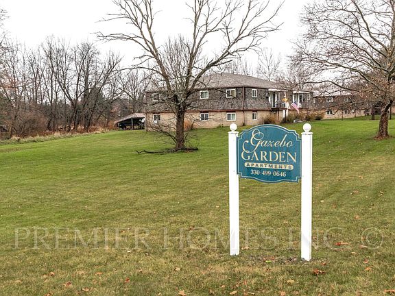 2nd image of 821 Constitution Ave #Field