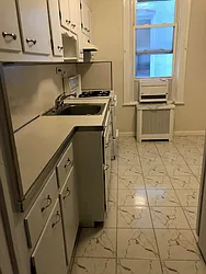 Rented by Alexiou Realty