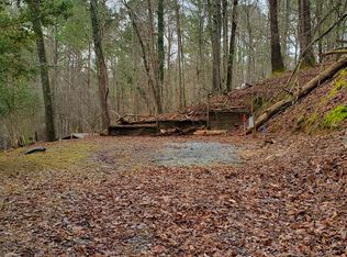 69 26th St, Ellijay, GA 30540