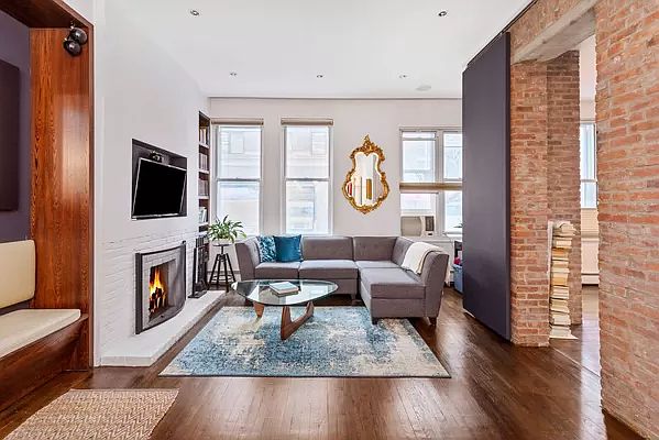 1st image of 325 W 52nd St APT 1B