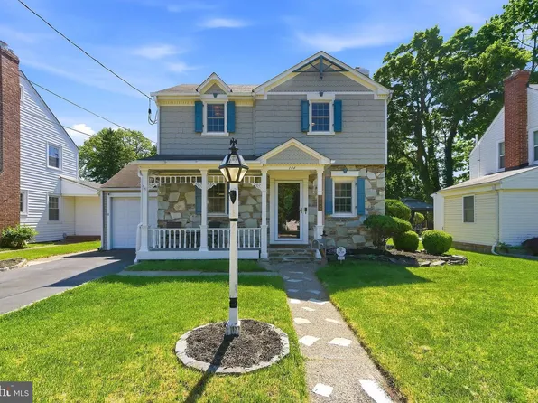 144 Maple Shade Ave, Hamilton, NJ 08610