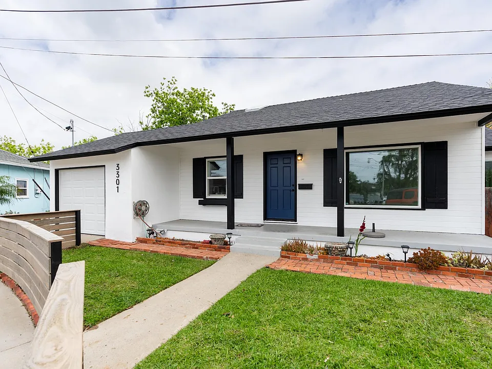 3301 Wisteria Dr