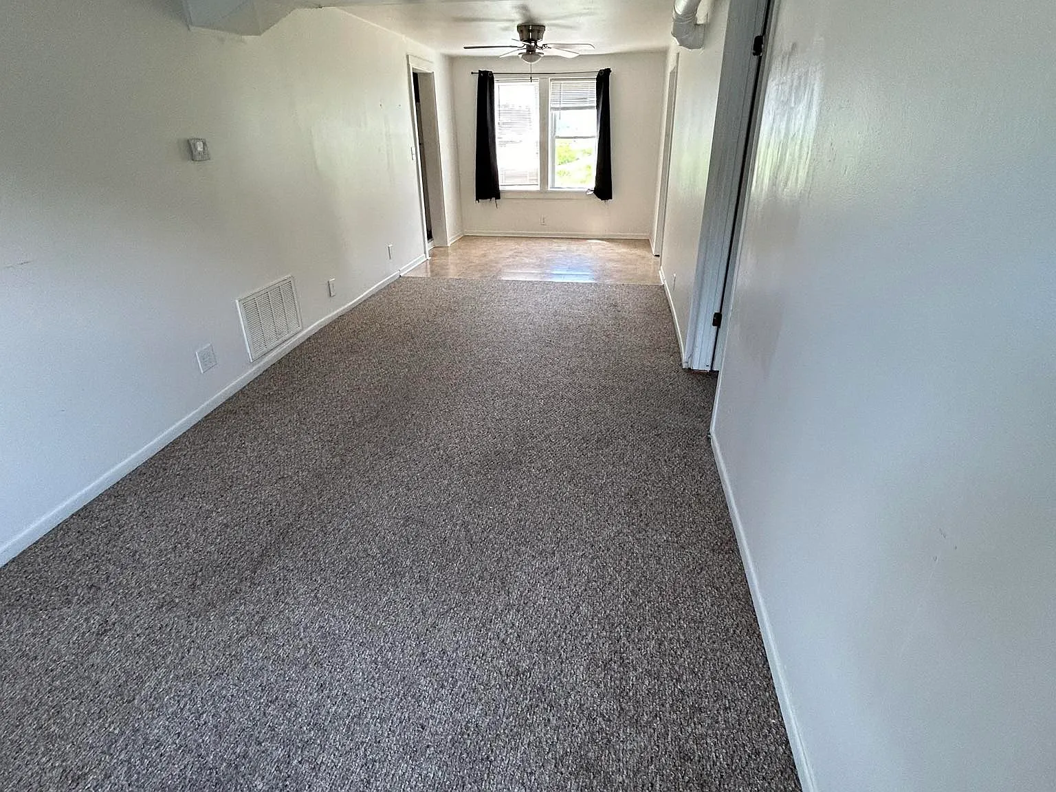 2 bed, 1000 sqft, $1,275 — Photo 1