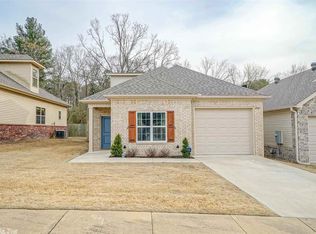 202 Sunflower St, Hot Springs, AR 71901