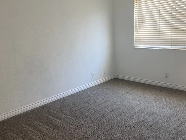 771 Viola Ct — Photo 18