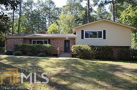 2nd image of 813 Forest Hill Rd
