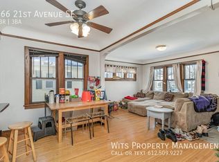 866 21st Ave SE, Minneapolis, MN 55414