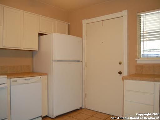 4th image of 8058 BROADWAY #U147