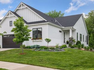 5740 Ayrshire Ln, Shorewood, MN 55331