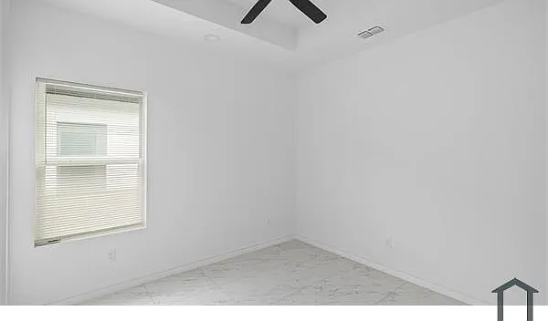 11304 N 25th St — Photo 6