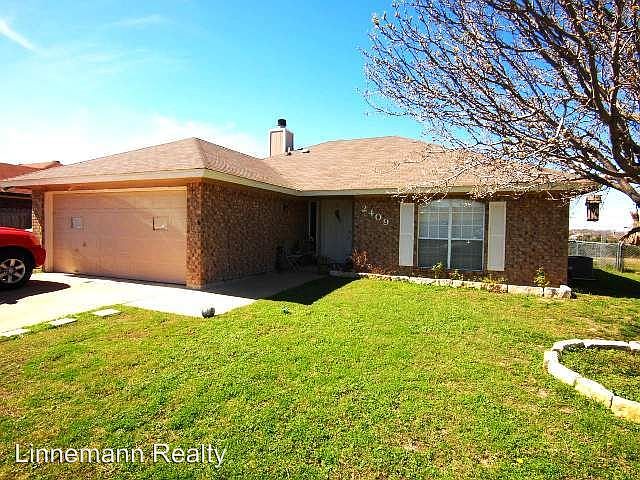 1st image of 2409 Huckleberry Dr