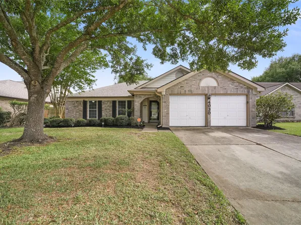 4030 Bentley Dr, Pearland, TX 77584