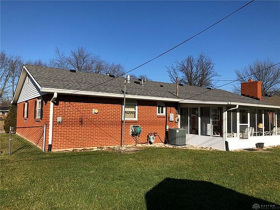 3rd image of 231 Porter Dr