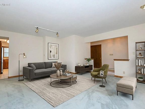 5th image of 2885 S 126th STREET