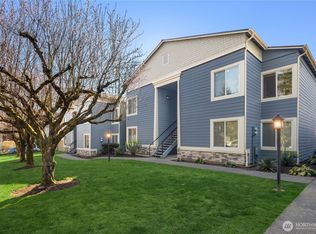 Eagle Reach Condominiums, Kirkland, WA 98034
