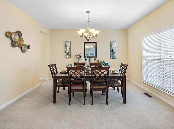505 Olde Court Road, St. Charles, MO - Formal Dining Room