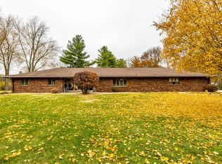 19051 Meander Way, Bloomington, IL 61705