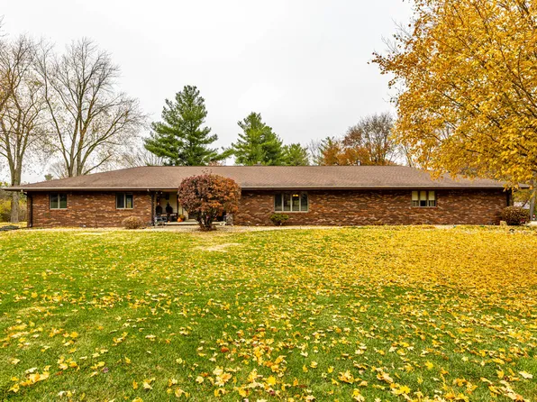 19051 Meander Way, Bloomington, IL 61705