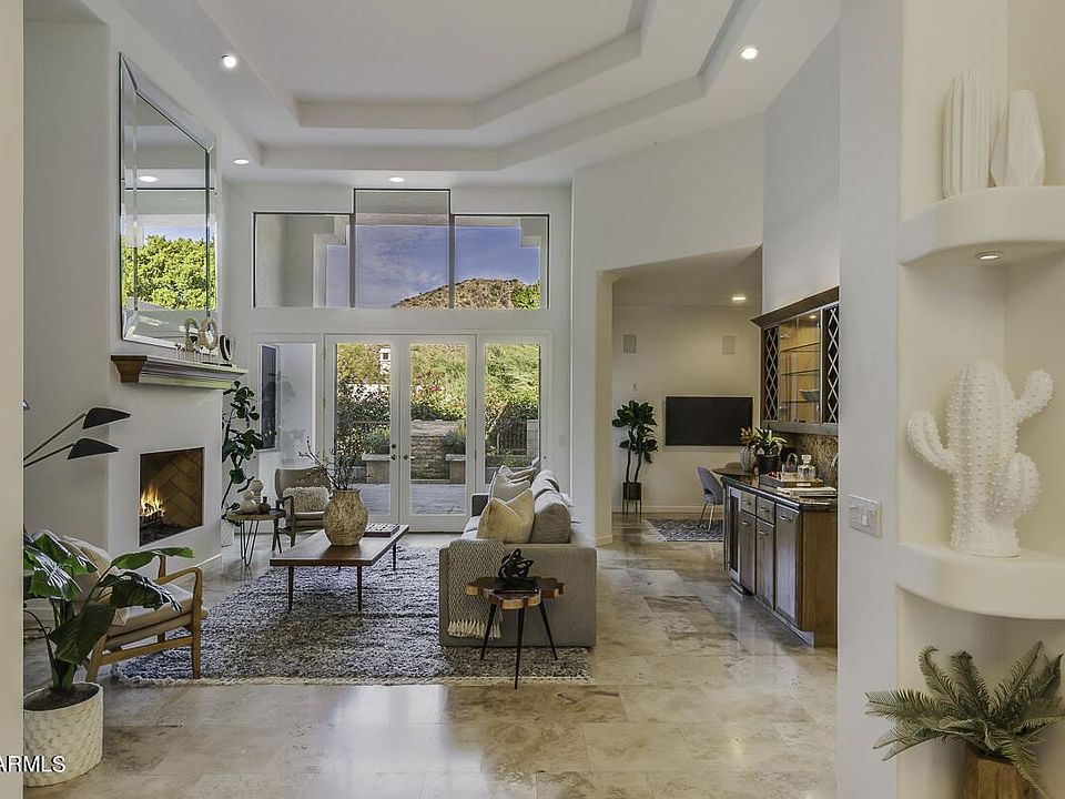 1st image of 3038 E Sierra Vista Dr