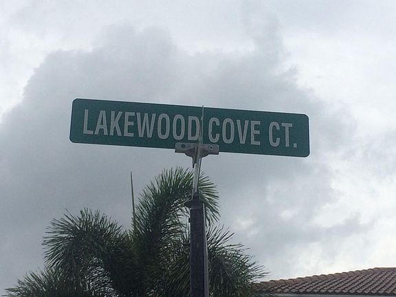 5th image of 7976 Lakewood Cove Ct
