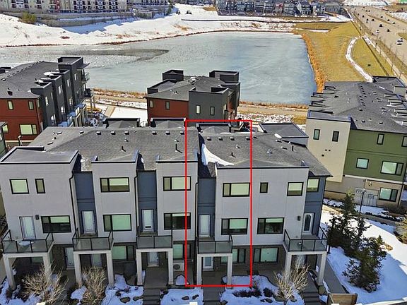 2nd image of 218 E Sherwood Sq NW #904