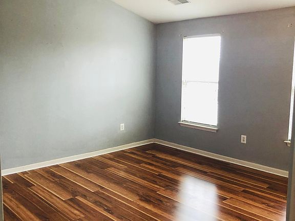 2nd image of 15804 Barcelona Ct