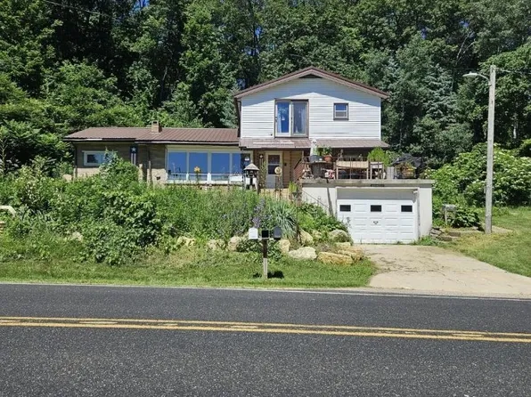 F S1503a County Rd, Hillsboro, WI 54634