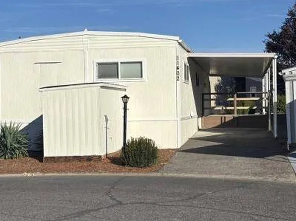 11402 SW Royal Villa Dr Space 144, Tigard, OR 97224