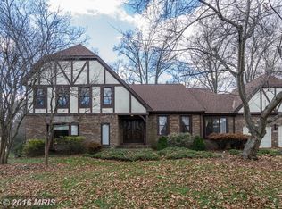 8456 Clover Leaf Dr, Mc Lean, VA 22102