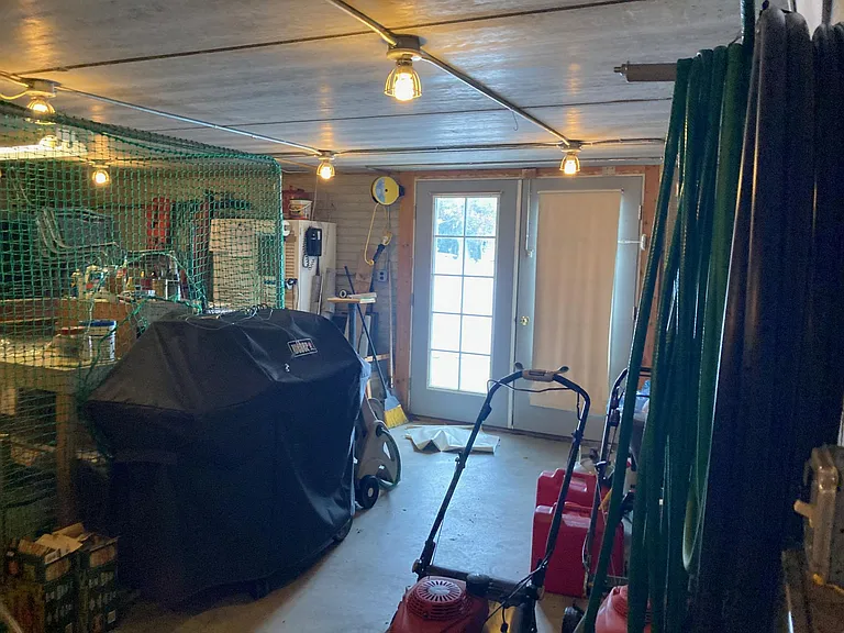 166 Highland Ave — Photo 28