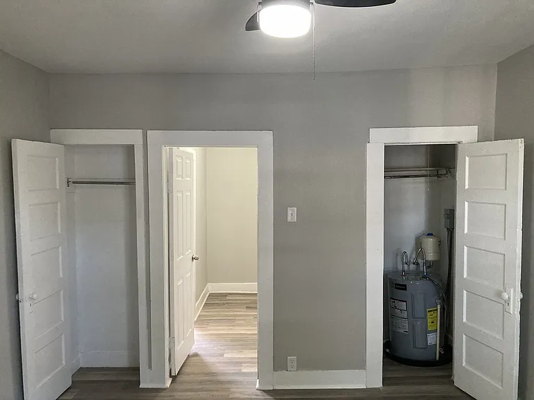 1812 G St N #1 — Photo 14