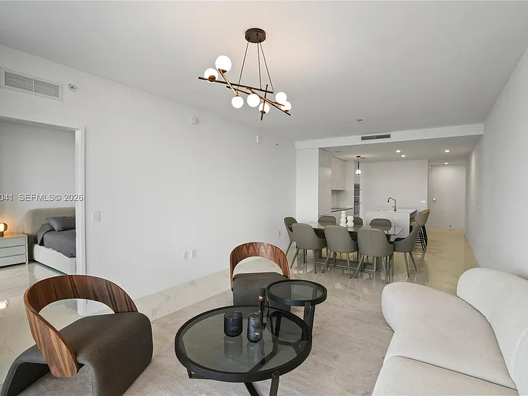 700 NE 24th St #3905 — Photo 12