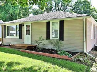 313 Connecticut St, Washington, IL 61571