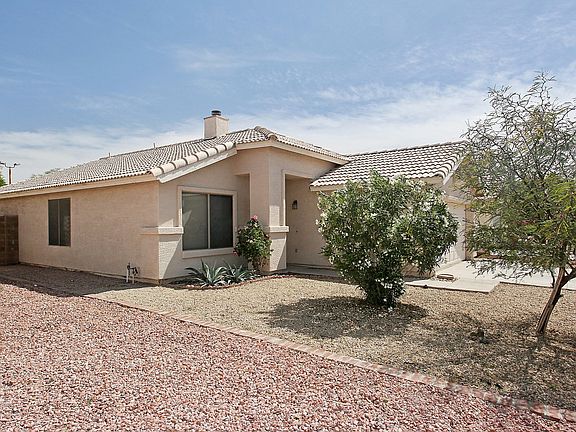 2nd image of 1685 N La Fresa Dr