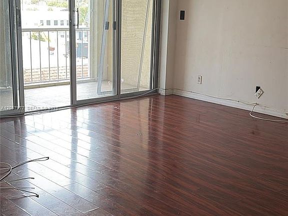 5th image of 505 Spencer Dr APT 315