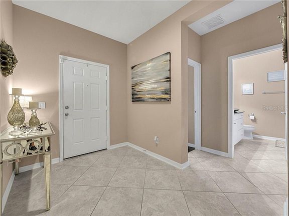 3rd image of 8117 Lazy Bear Ln