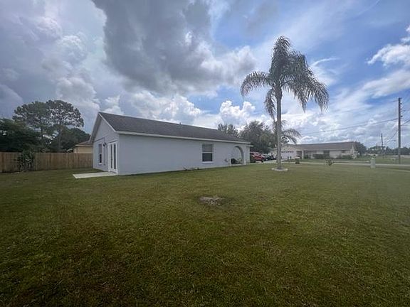 3rd image of 1164 Perpignan Ct