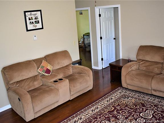 4th image of 540 Brigetta Dr NE
