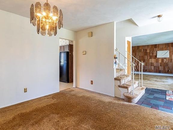 4th image of 43 Mackay Dr