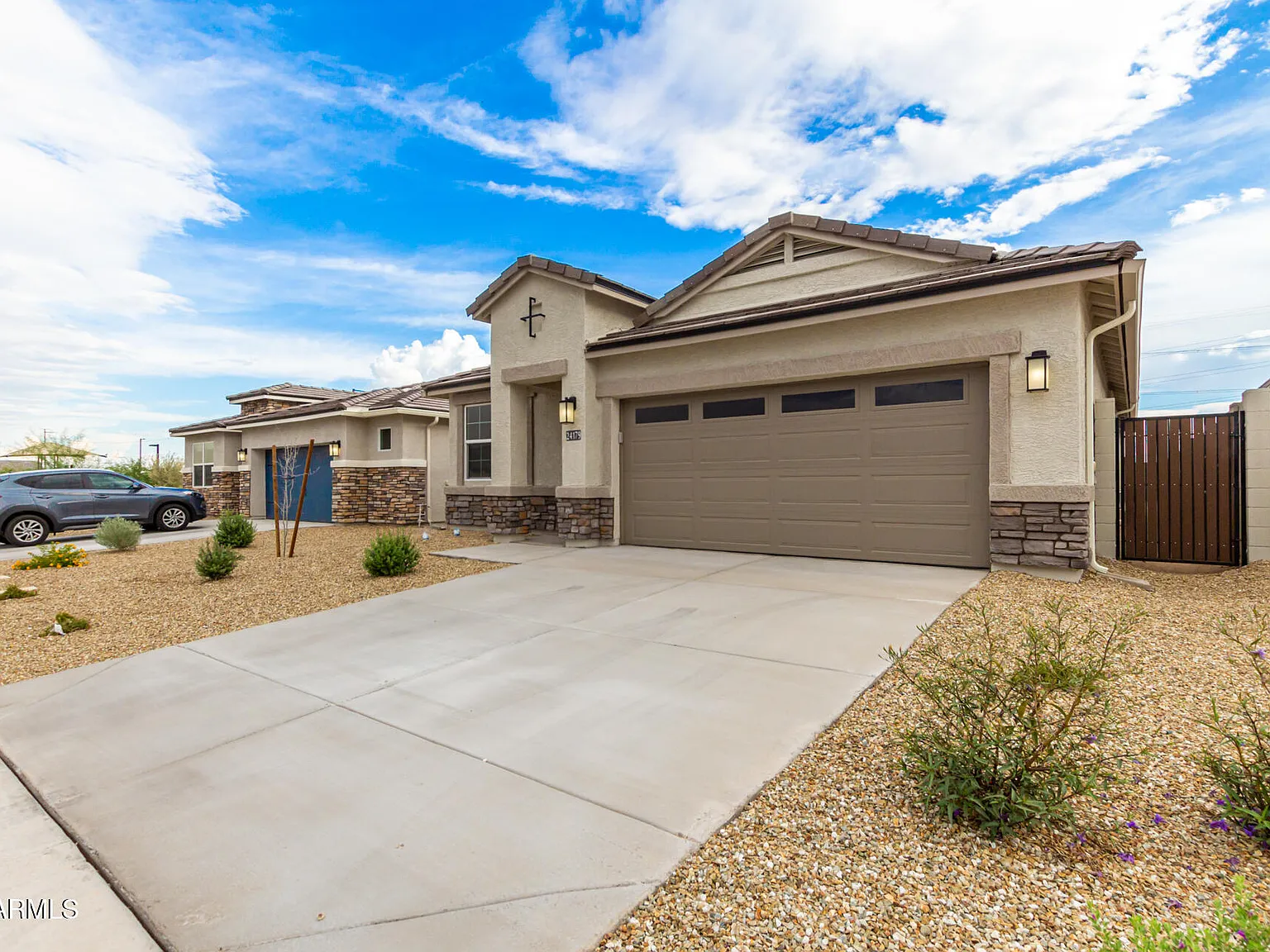 5 bed, 3.0 bath, 1866 sqft, $2,295 — Photo 3