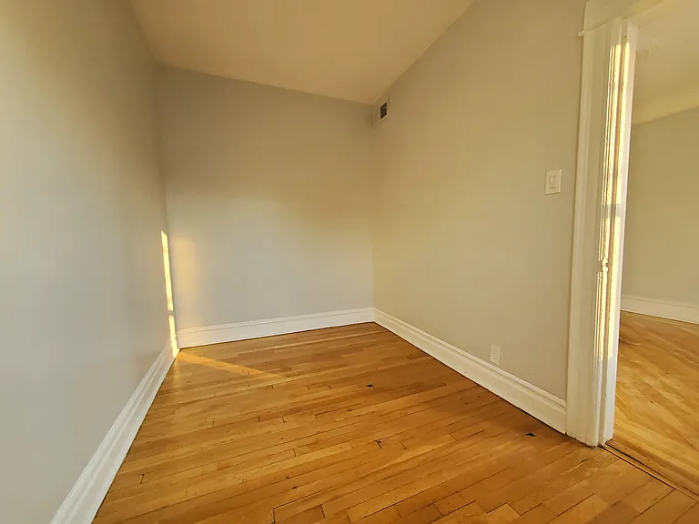 104 Baldwin Ave #3R — Photo 5