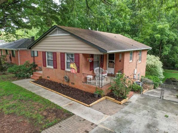 227 Eden Cir, Pineville, NC 28134