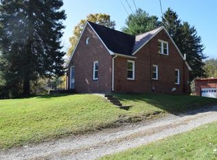 1823 Un Cen Maine Hwy, Endicott, NY 13760