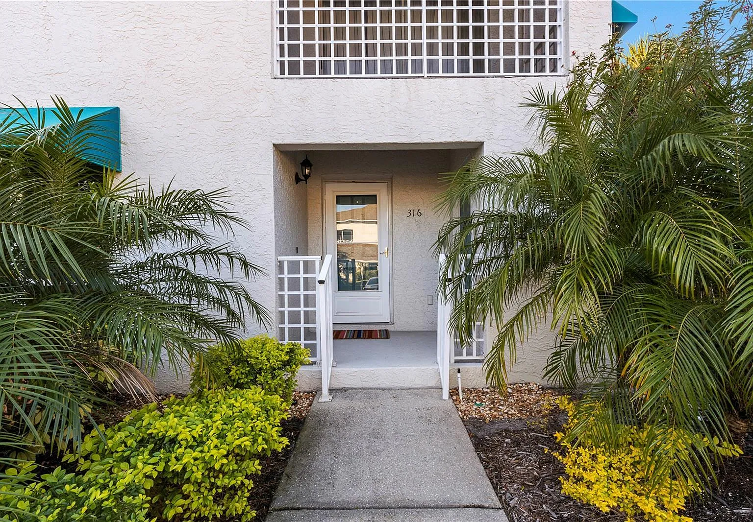 3 bed, 1708 sqft, $3,200 — Photo 4