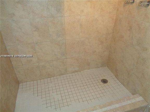 4th image of 800 Cypress Park Way #J1