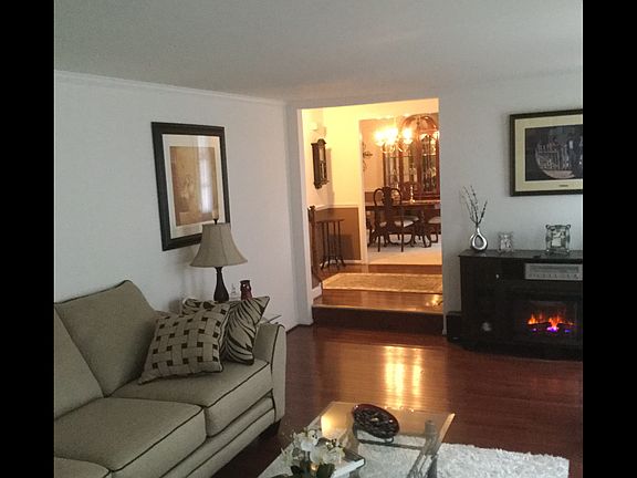 5th image of 9310 Grandhaven Ave