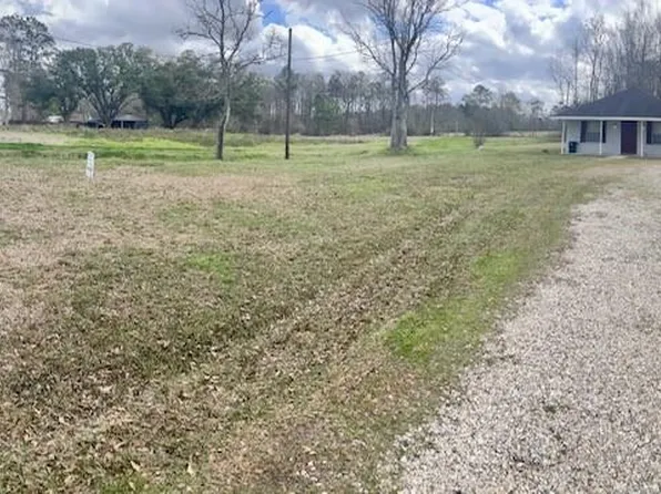 11218 Wardline Rd, Hammond, LA 70401